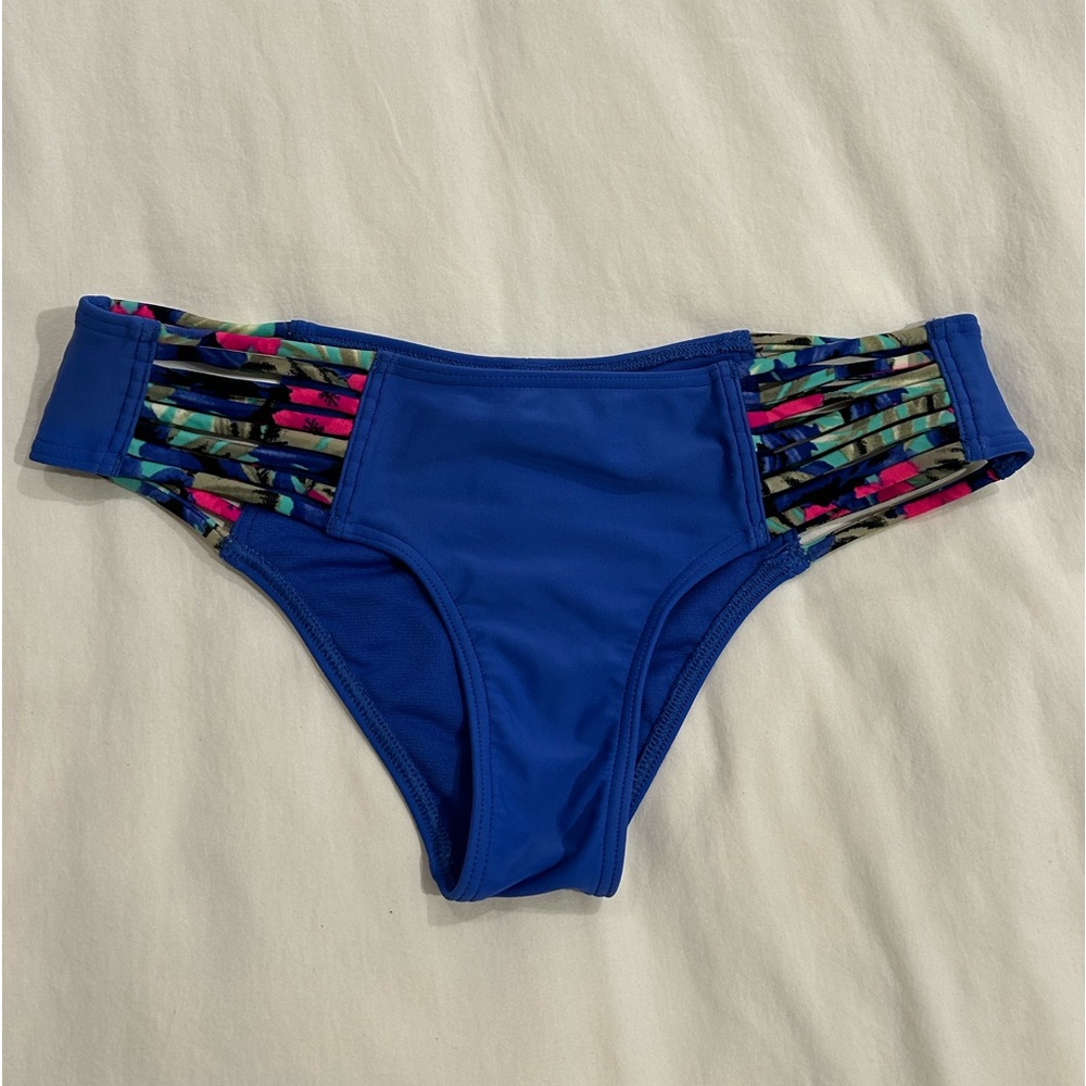 Hollister women’s bikini bottoms, cheeky, blue and stringy sides
